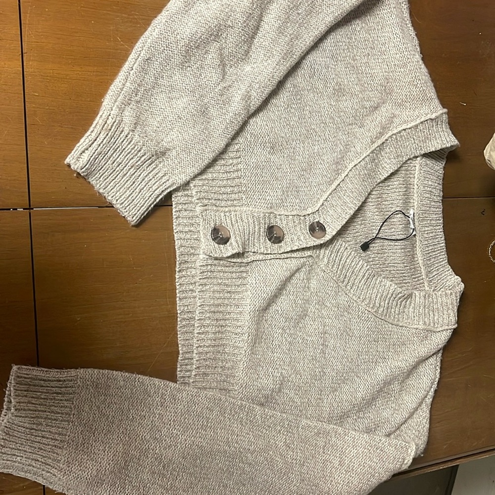 Garage size small cropped sweater